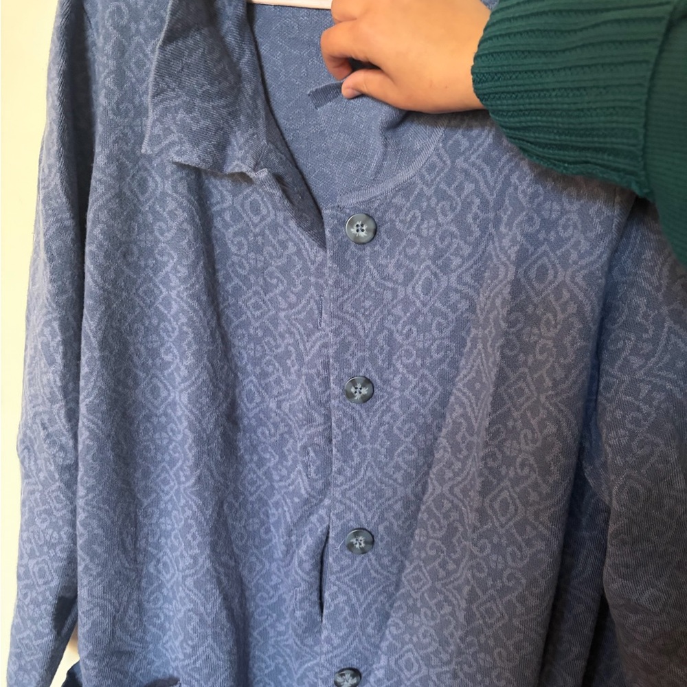 Isaac Mizrahi Blue Textured Shirt